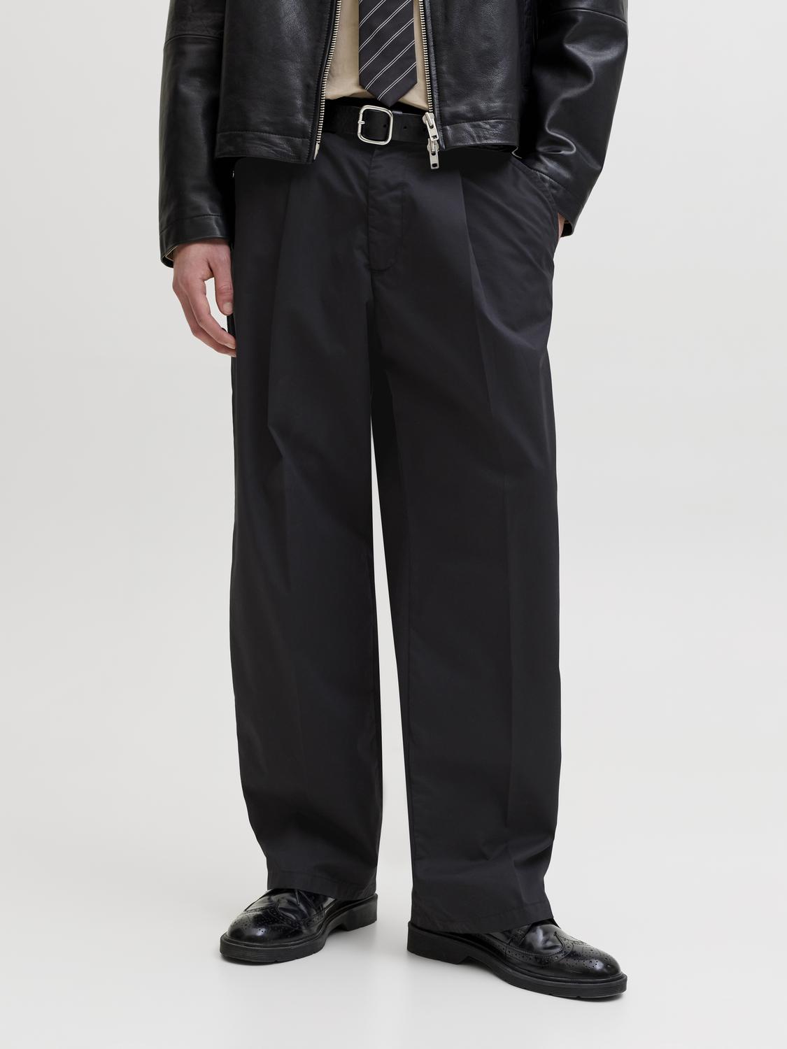 model_shot-front